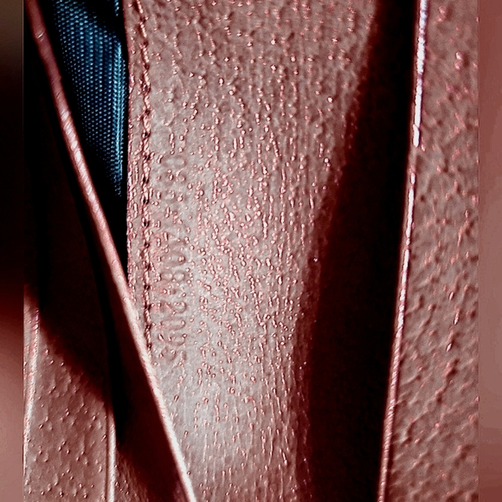 Gucci Wallet - Picture 3 of 16